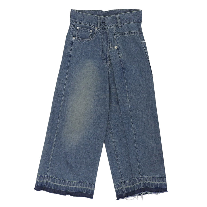 Great Sacai Denim pants Logo buttons, wide silhouette, cut-off. Women 20-05087