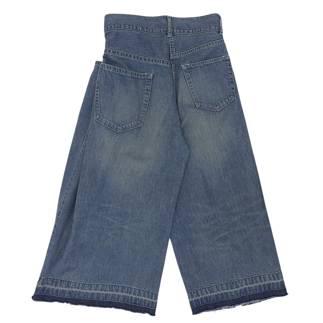 Great Sacai Denim pants Logo buttons, wide silhouette, cut-off. Women 20-05087
