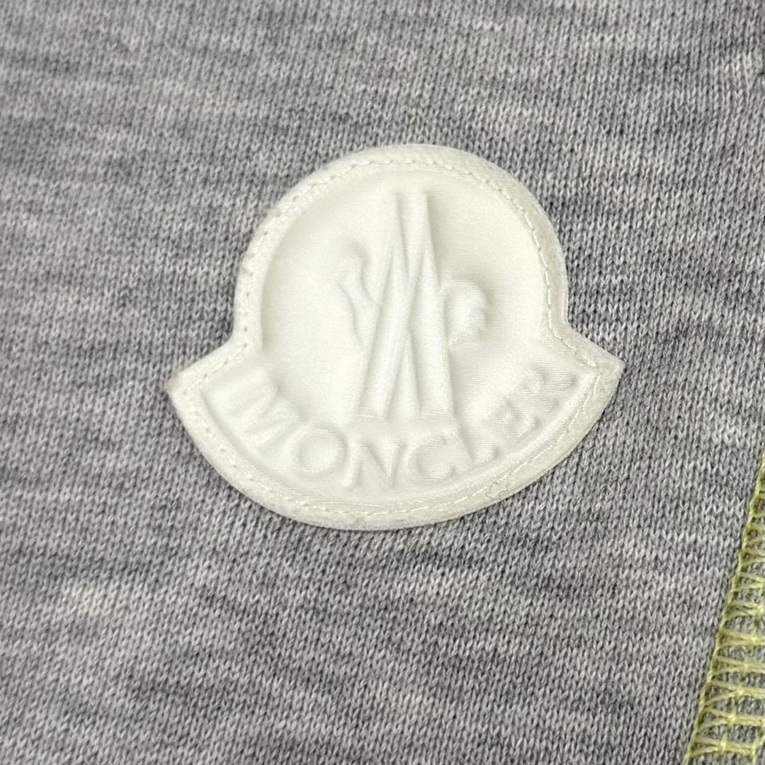 Excellent MONCLER Pants Sweatshirt with leather logo patch XS J10938H00011