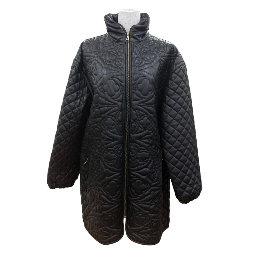 Great LOEWE coat Long length, zip-up, all-over print design, quilted leather. 42