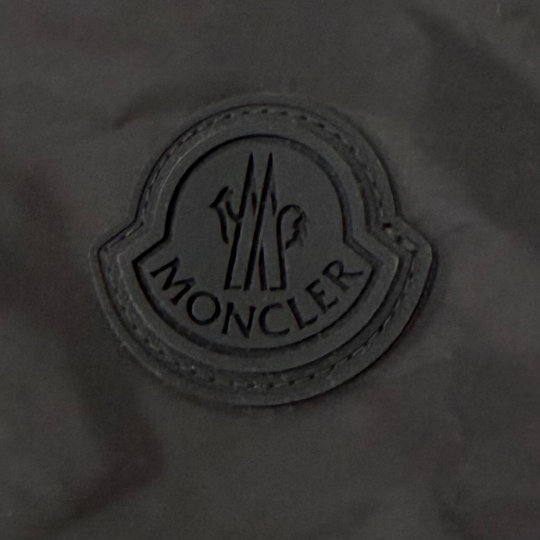 Great MONCLER hoodie GRANIER black Nylon mens 4 K10911A00105