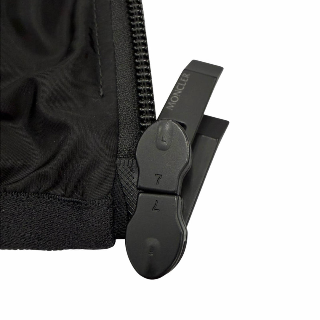 Great MONCLER hoodie GRANIER black Nylon mens 4 K10911A00105