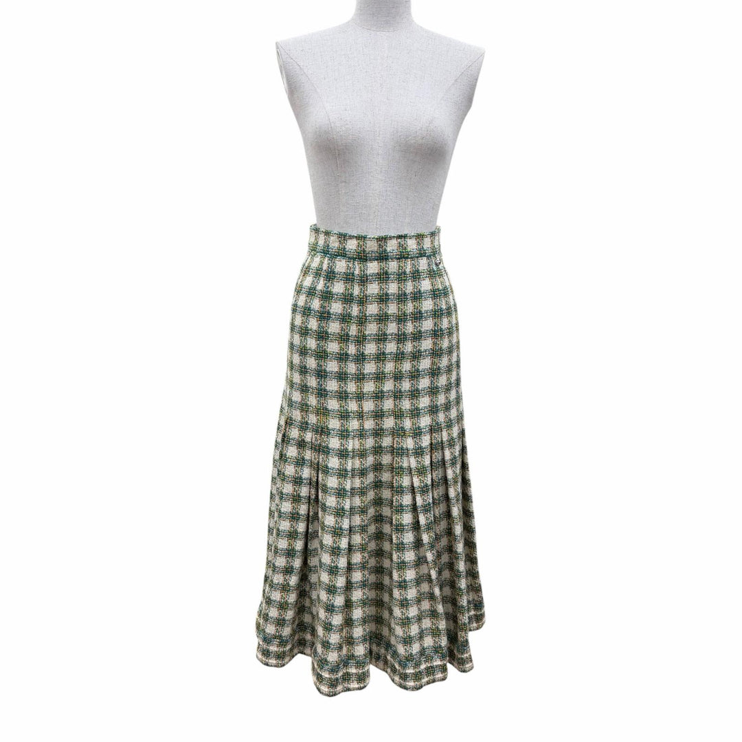 Excellent CHANEL Tweed skirt Linen blend COCO Button long jacket green 34 P53844