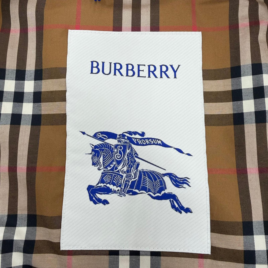 Pristine BURBERRY trench coat Lined with Nova Check Pattern, with hood 36
