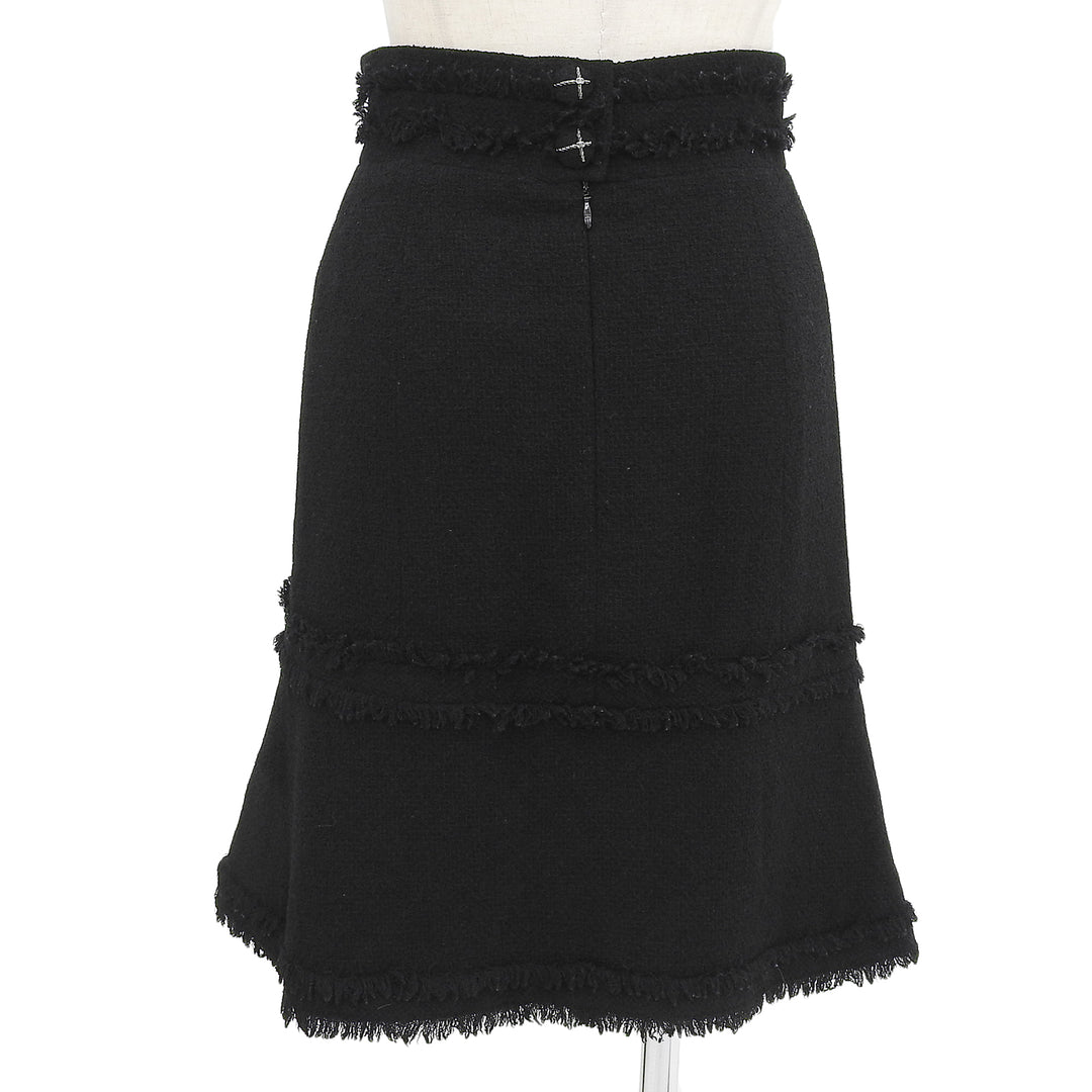 Great CHANEL skirt 100% silk lining, fringed tweed. Women 34 07A P31951V21840