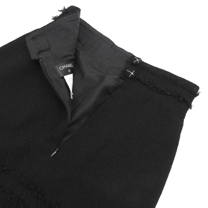 Great CHANEL skirt 100% silk lining, fringed tweed. Women 34 07A P31951V21840