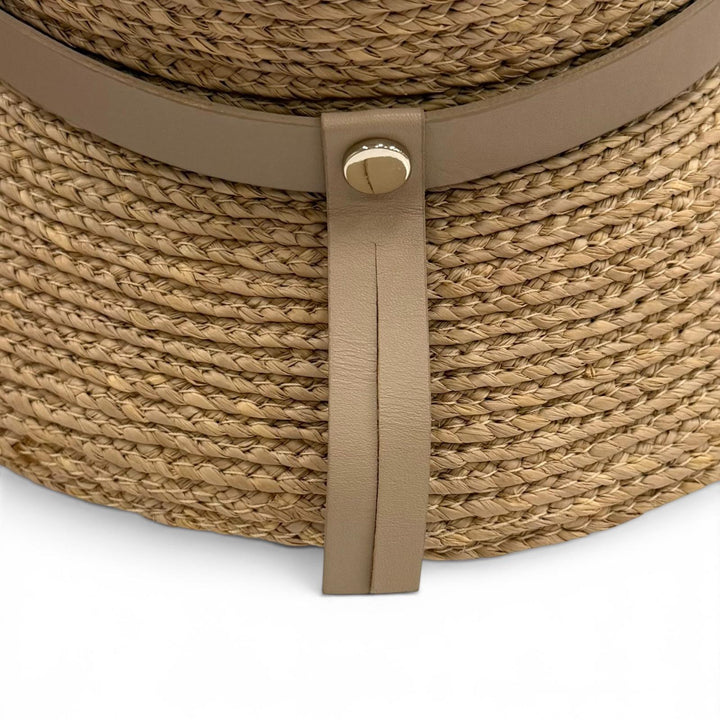 Pristine HELEN KAMINSKI hat Hamilton Bucket natural Raffia Women