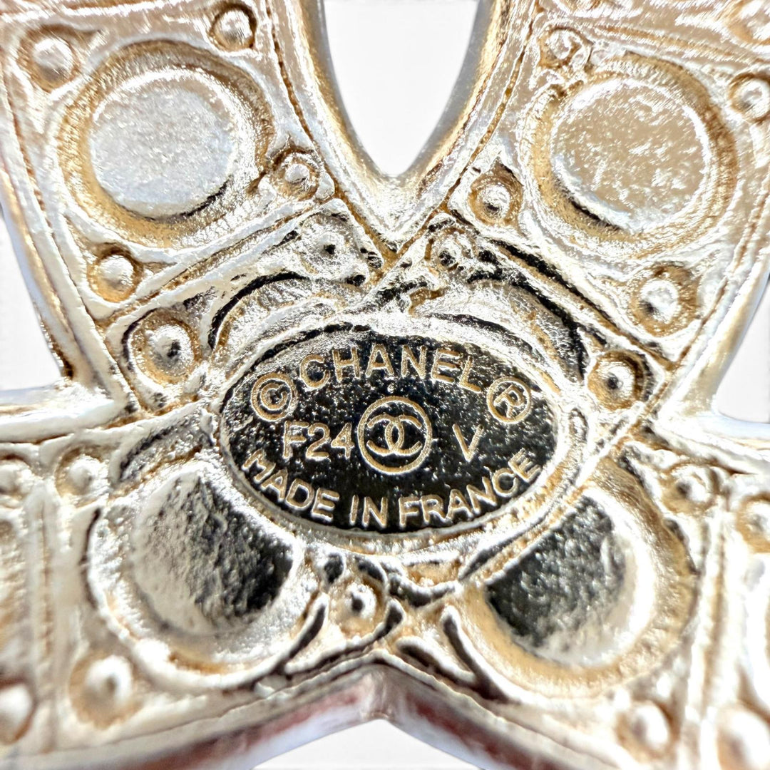 Excellent CHANEL Brooch COCO Mark Fake Pearl gold metal Women F24V