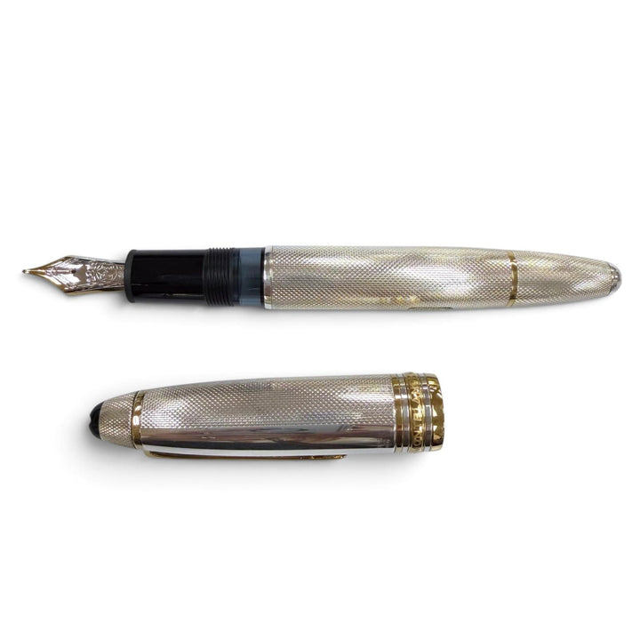 Great MONTBLANC fountain pen Meisterstück 146 Solitaire white star Silver 925