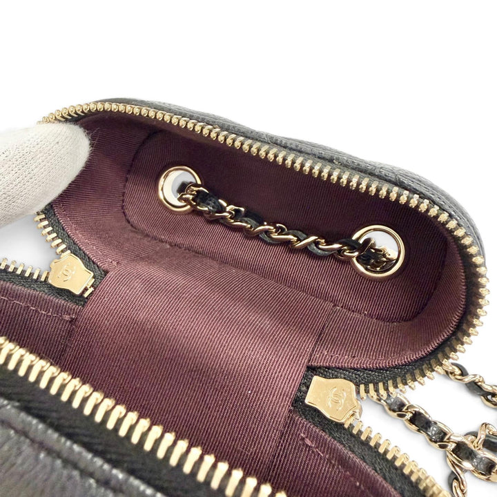 Excellent CHANEL Shoulder Bag Matelassé Vanity Phone Bag Chain black Caviar