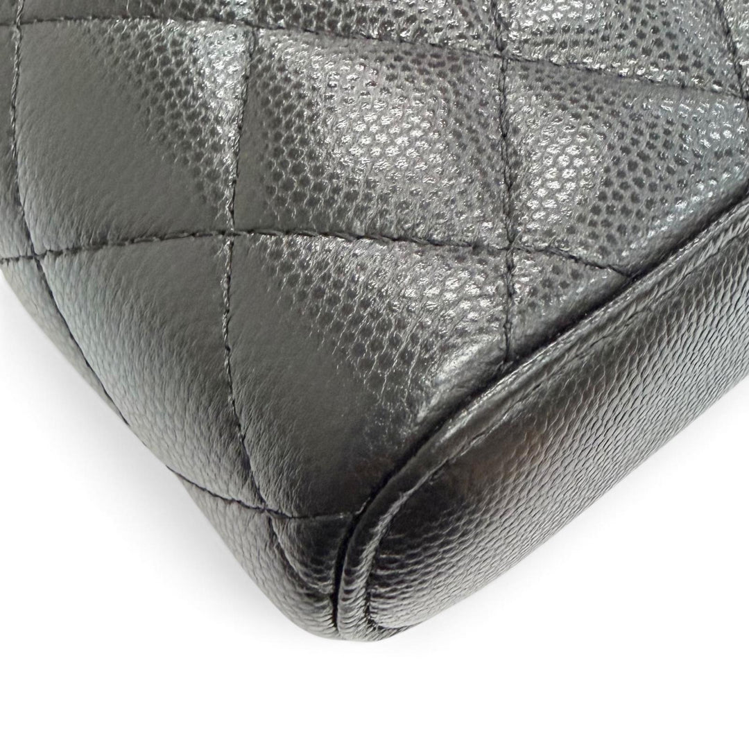 Excellent CHANEL Shoulder Bag Matelassé Vanity Phone Bag Chain black Caviar