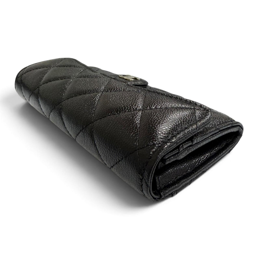 Pristine CHANEL Matelassé COCO Mark Leather Flap Wallet black Caviar skin Women