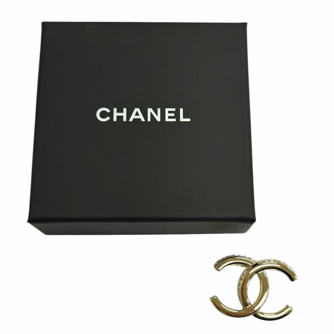 Excellent CHANEL Brooch COCO Mark B23B gold Rhinestone Women