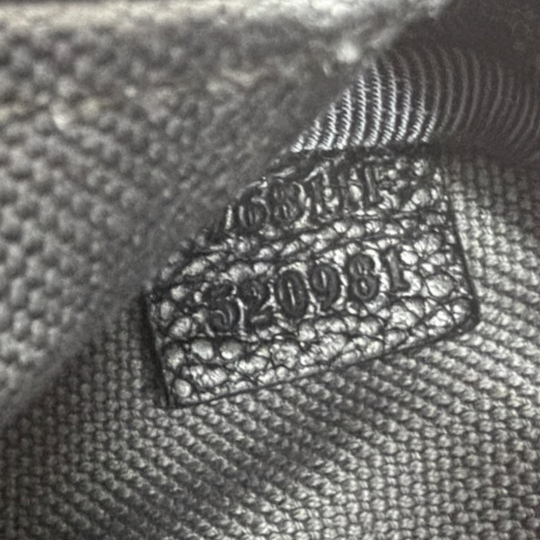 Pristine GUCCI Sling bag GG Supreme Logo Belt Bag black leather 768111