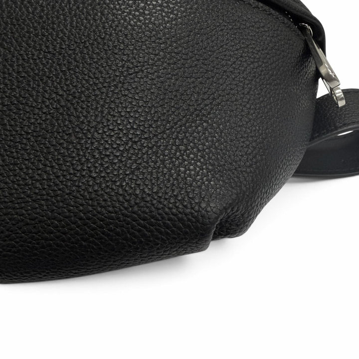 Pristine GUCCI Sling bag GG Supreme Logo Belt Bag black leather 768111