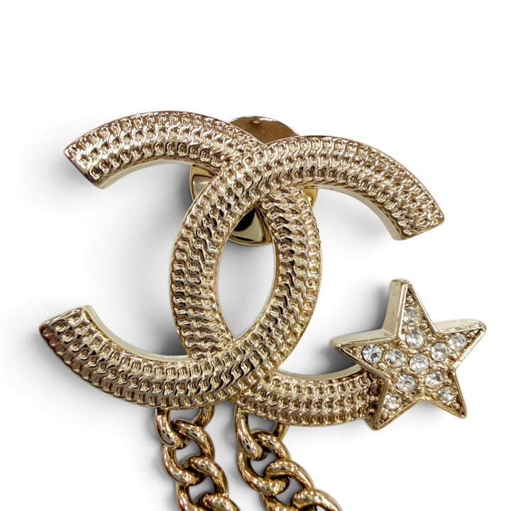 Great CHANEL Brooch COCO Mark Star Chain Rhinestone gold metal Women B25B