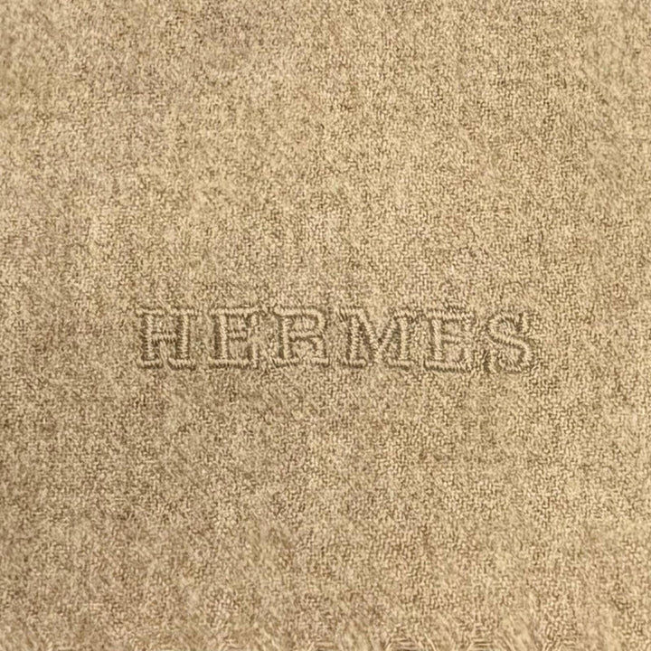 Great HERMES Logo embroidered fringe large shawl blanket beige cashmere