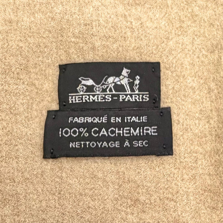 Great HERMES Logo embroidered fringe large shawl blanket beige cashmere
