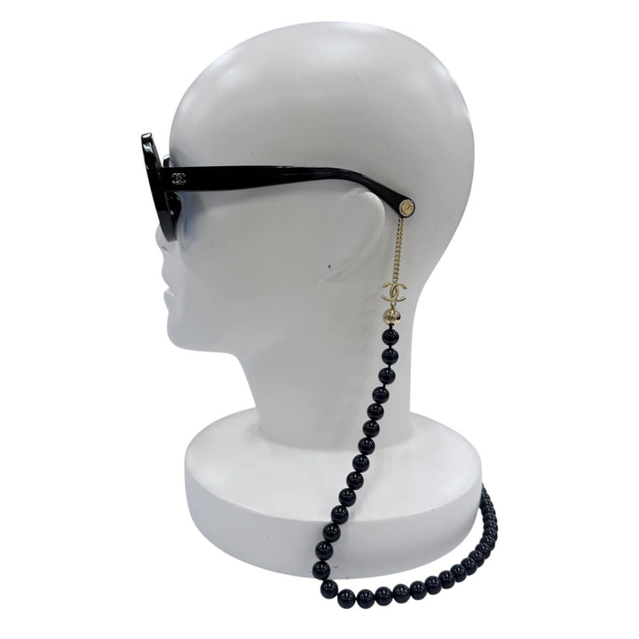 Excellent CHANEL COCO Mark Round Shape Sunglasses with Pearl Chain 5489