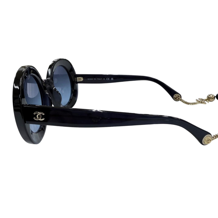 Excellent CHANEL COCO Mark Round Shape Sunglasses with Pearl Chain 5489