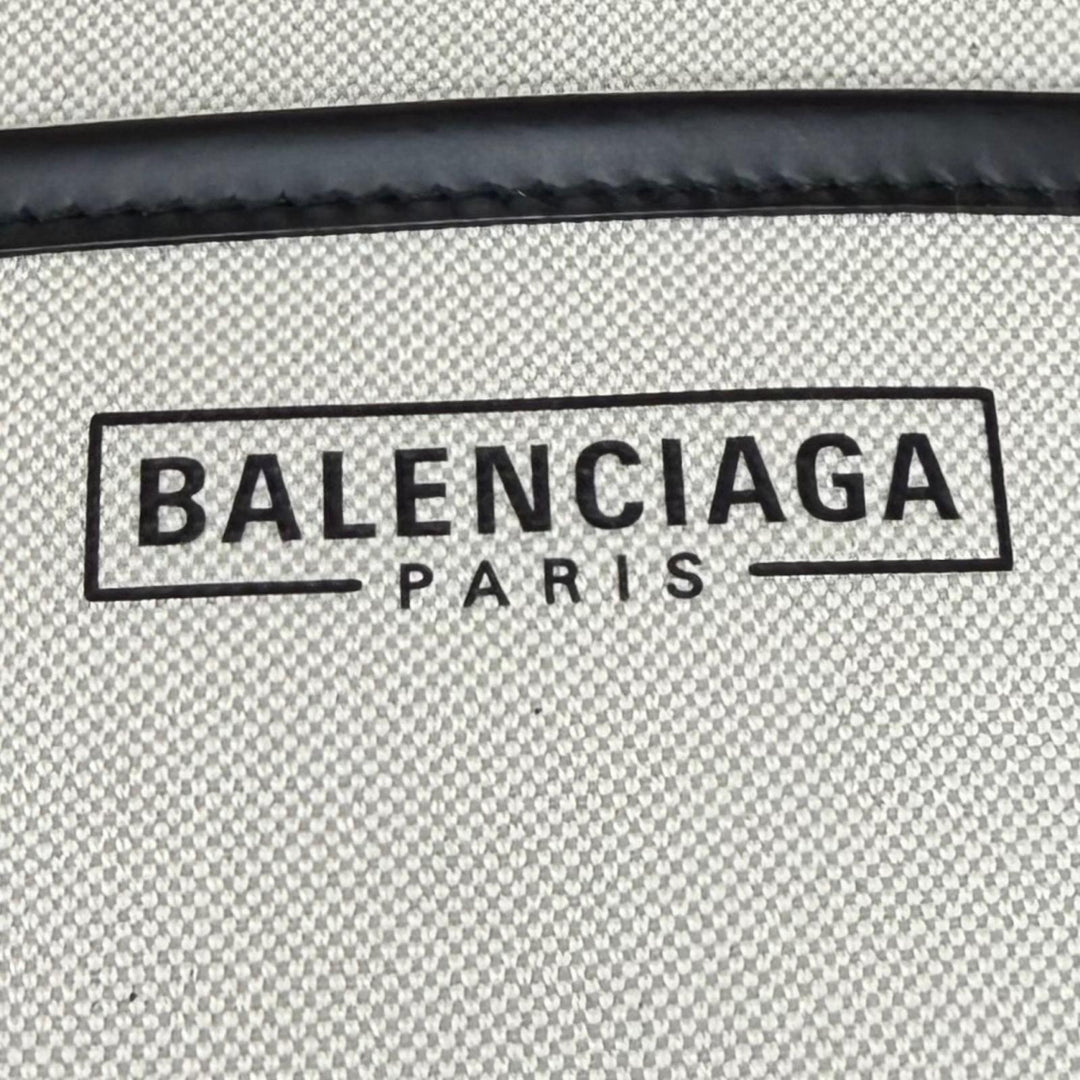 Excellent BALENCIAGA Handbag Hardware, leather accents, canvas, 2-way bag 671402