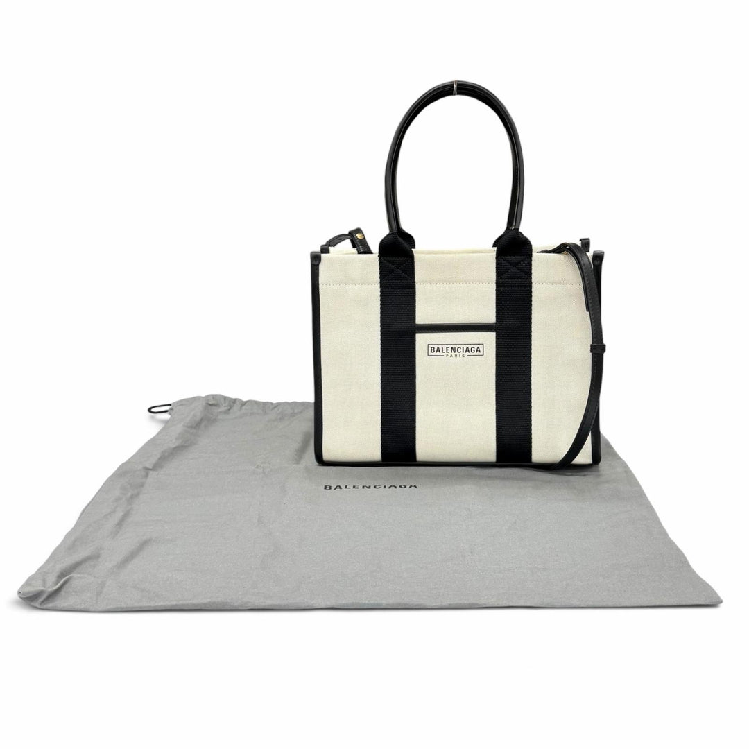 Excellent BALENCIAGA Handbag Hardware, leather accents, canvas, 2-way bag 671402
