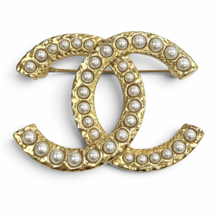 Excellent CHANEL Brooch COCO Mark Fake Pearl gold Women A24S ABD375