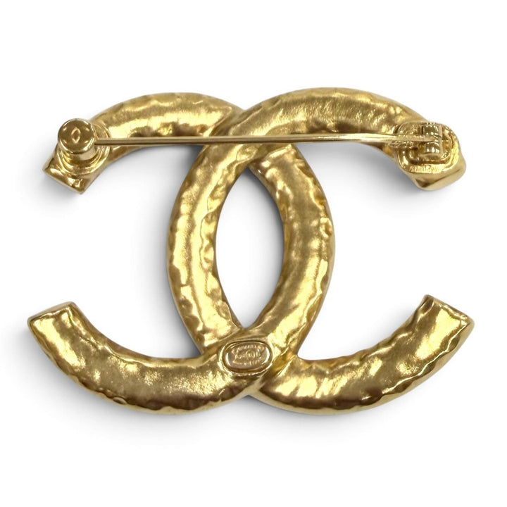 Excellent CHANEL Brooch COCO Mark Fake Pearl gold Women A24S ABD375