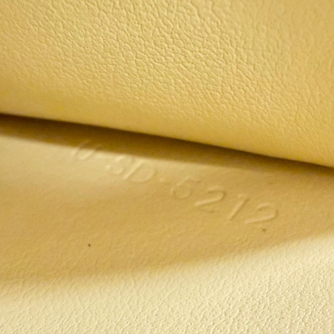 Pristine CELINE Other miscellaneous goods small zip wallet Compact 10N993FVO