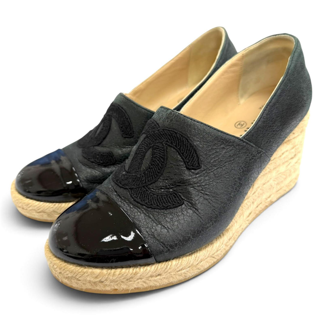 Great CHANEL Sandals COCO Mark Crack Espadrille Wedge Sandals black 37 G34659
