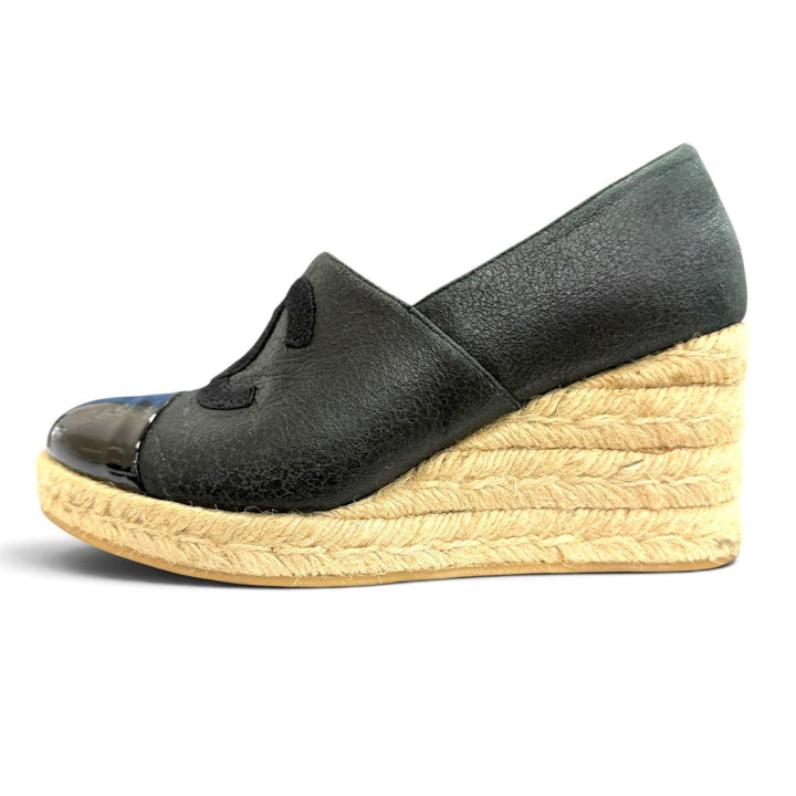 Great CHANEL Sandals COCO Mark Crack Espadrille Wedge Sandals black 37 G34659