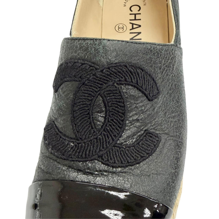 Great CHANEL Sandals COCO Mark Crack Espadrille Wedge Sandals black 37 G34659
