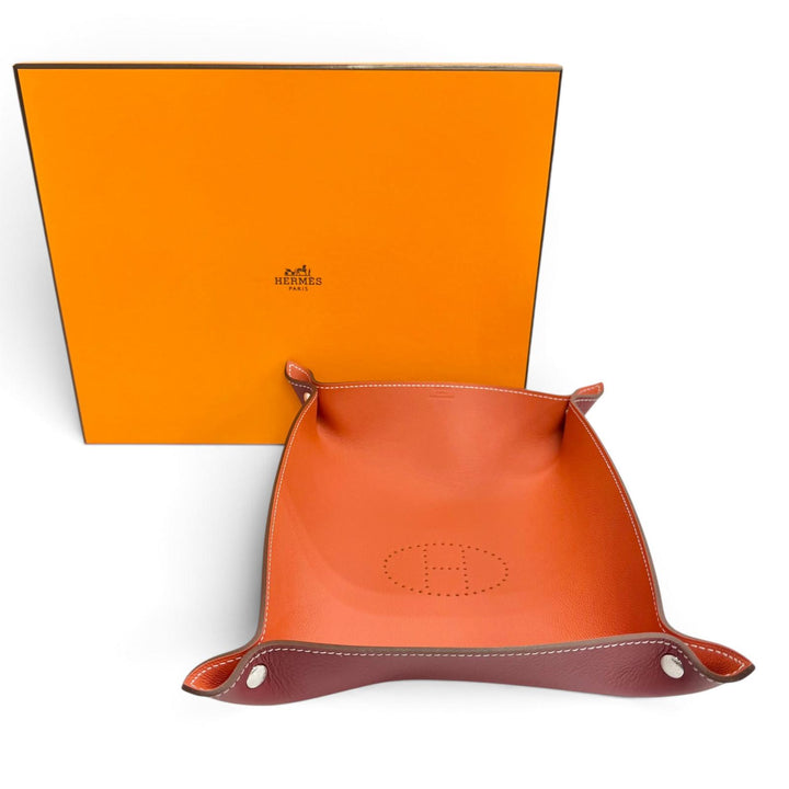 Pristine HERMES Vie de France Mies Elrance Desk tray Taurillon Clemence