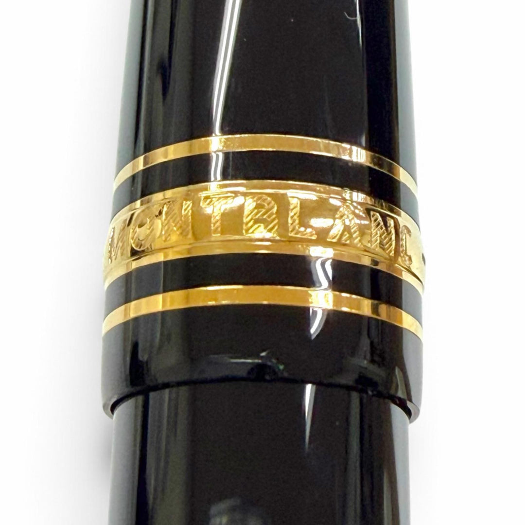 Pristine MONTBLANC fountain pen Meisterstück Classic 145 Current product: 14K