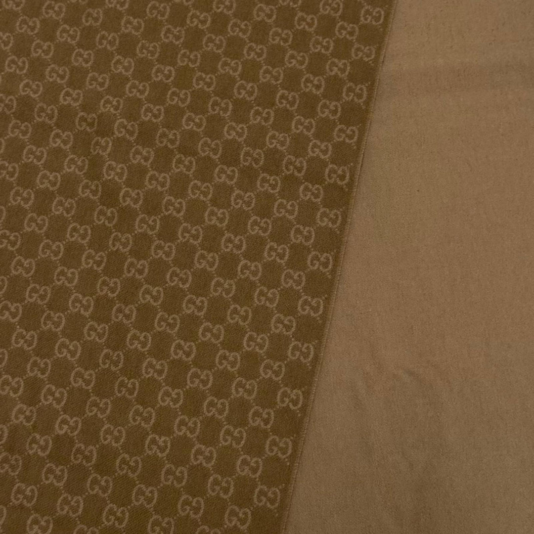 Pristine GUCCI Scarf GG Jacquard Two-Tone beige wool Women 852038