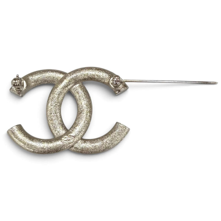 Excellent CHANEL Brooch COCO Mark rhinestone Silver Women B16S