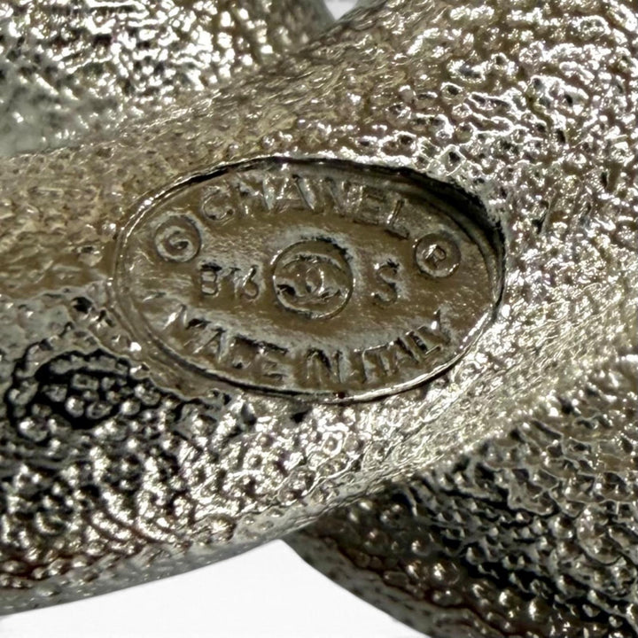 Excellent CHANEL Brooch COCO Mark rhinestone Silver Women B16S