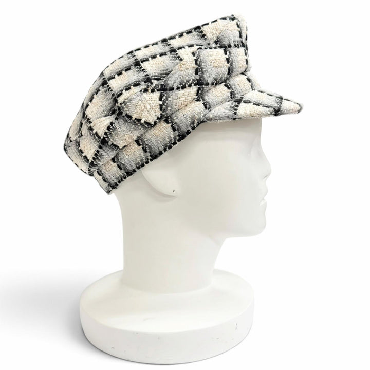 Very Good CHANEL COCO MarkMetal Check Pattern Tweed Casquette Hat beige M 22K