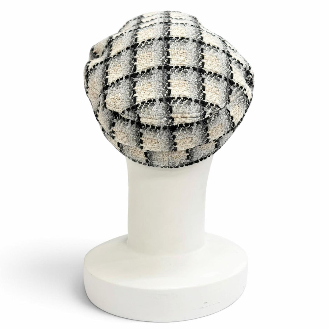 Very Good CHANEL COCO MarkMetal Check Pattern Tweed Casquette Hat beige M 22K