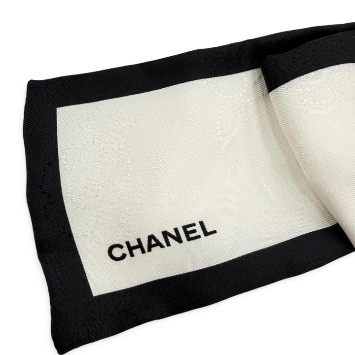 Excellent CHANEL Shush Camellia logo white silk Women 22V