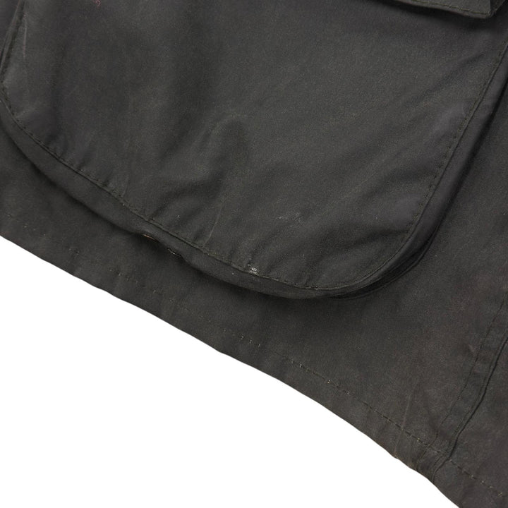 Very Good Barbour Jacket BEDALE Logo buttons, checked lining, oiled leather. 40