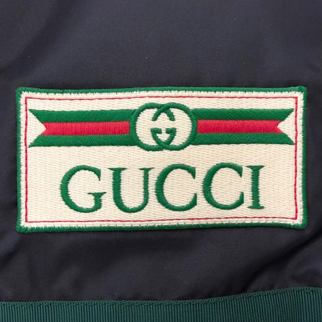 Excellent GUCCI Down vest Web stripe logo patch green Nylon mens 44 698713