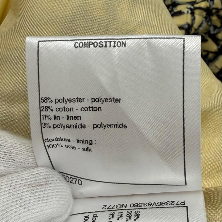Excellent CHANEL Shorts Lion Button Tweed Pleated polyester 38 22P P72386V63580