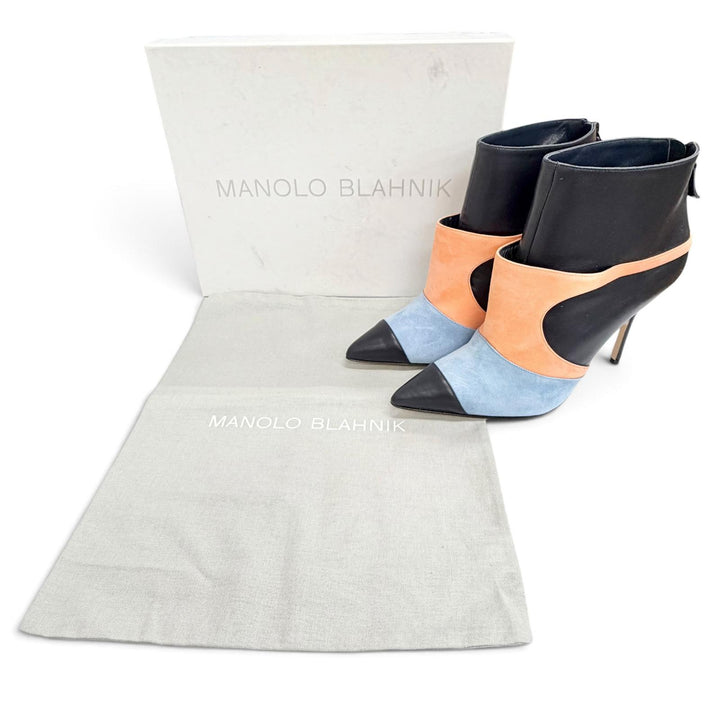 Excellent MANOLO BLAHNIK Booties NUSA Back zip, pointed toe Dark navy 37