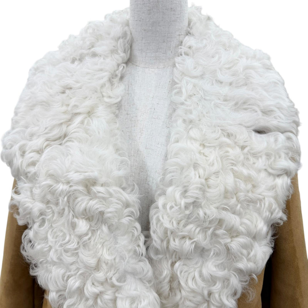 Excellent BURBERRY Mouton coat Logo button beige Sheepskin Leather 38 4028088