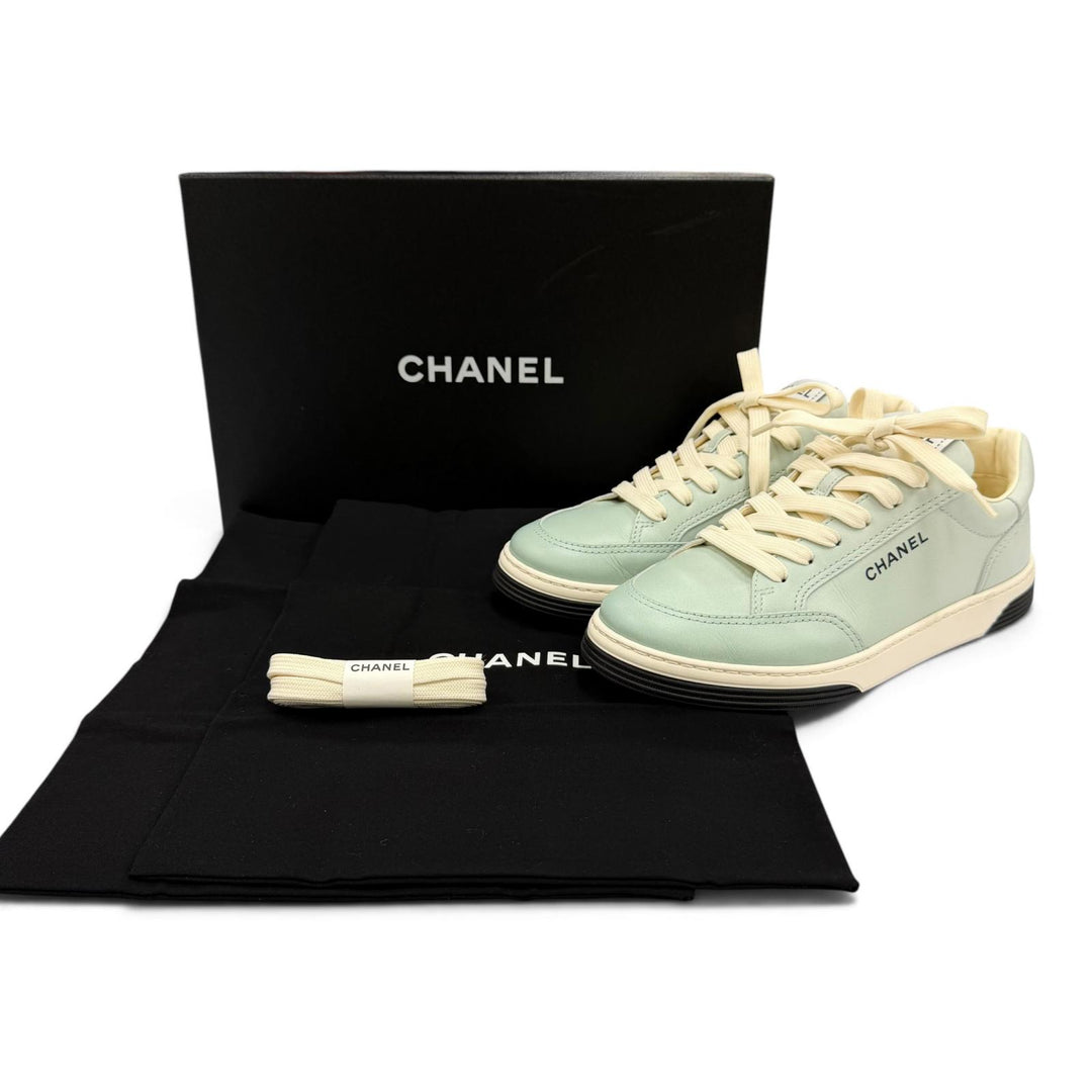 Excellent CHANEL sneakers Logo-embroidered leather Mint green 39 24K G46078