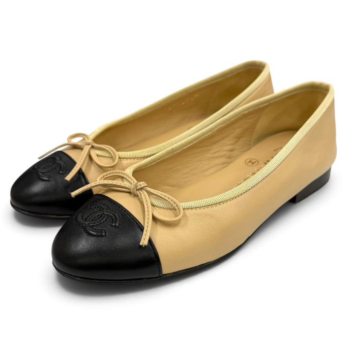 Great CHANEL pumps ballerina Ribbon-attached leather flats leather 34 G02819
