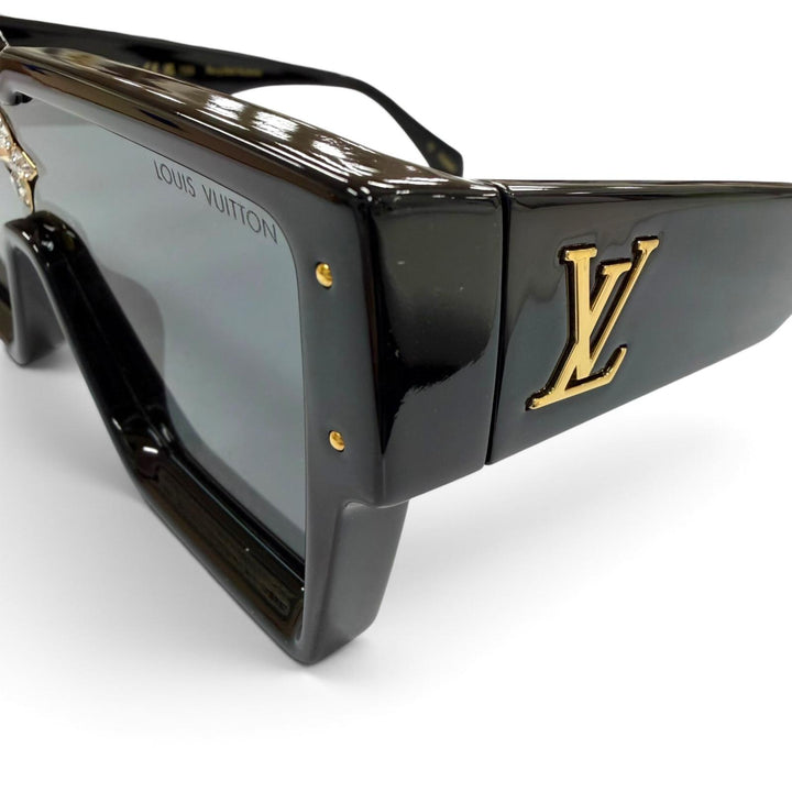 Excellent LOUIS VUITTON sunglasses Cyclone Current Products Eyewear black Z1578E