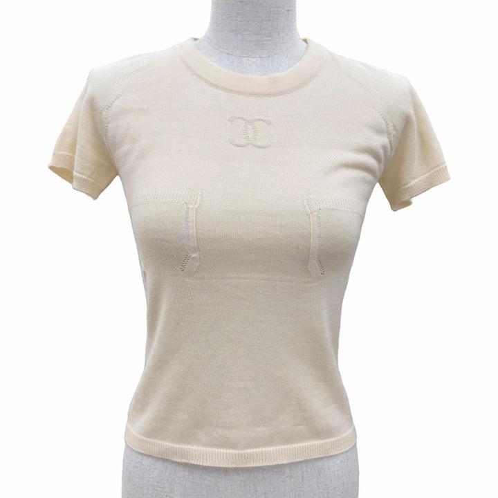 Great CHANEL Short sleeve knit 04C P22665 COCO Mark Embossed beige cashmere 36