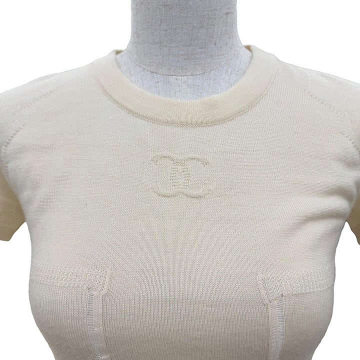 Great CHANEL Short sleeve knit 04C P22665 COCO Mark Embossed beige cashmere 36